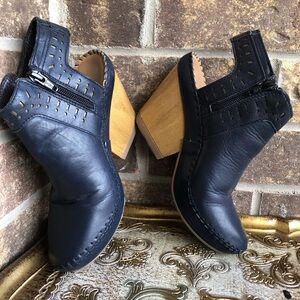 Blue Leather Ankle Boots with Wooden Heel